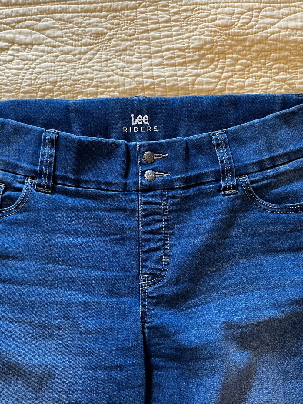 Lee High-Rise Women's Jeans in Deep Blue Denim